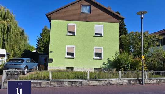 Bild von "2 - Familienhaus mit großem Grundstück und Entwicklungspotenzial"