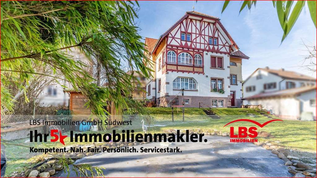 Immobilie in Titisee-Neustadt - Herrschaftliches Dreifamilienhaus mit Villencharakter - reprästentativ, flexibel, werthaltig.  - Bild 0