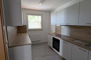 Neuer Glanz in Junkersdorf: 3-Zimmer-Wohnung mit Balkon – Wiener Weg 10, 50858 Junkersdorf, Köln – Vorschaubild 3