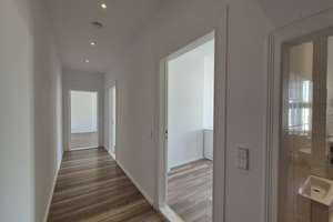 Gepflegte und leerstehnde 2-Zimmer-Wohnung – Landsberger Allee 16, 10249 Friedrichshain, Berlin – Vorschaubild 2