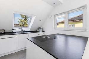 Hochwertige 4,5-Zimmer-Maisonette mit viel Licht und Raumgefühl – Die vollständige Adresse der Immobilie erhältst du vom Anbieter., 70435 Zuffenhausen-Mönchsberg, Stuttgart – Vorschaubild 2