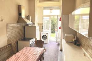 Dreifamilienhaus in DU-Neumühl, mit großem Baugrundstück, 8 Garagen und Mietsteigerungspotential! – Die vollständige Adresse der Immobilie erhältst du vom Anbieter., 47166 Neumühl, Duisburg – Vorschaubild 5