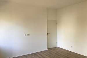Sanierte 3-Zimmer-Wohnung mit EBK in Krefeld – Ostwall 65-67, 47798 Krefeld – Vorschaubild 11
