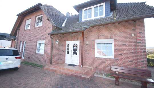 Bild von (2 DHH) Drei Wohneinheiten mit großem Garten in Rötgesbüttel