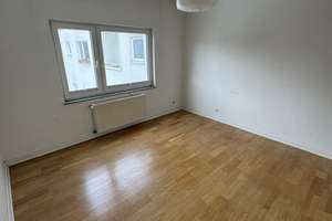 Wohnen in Bestlage - Dachwohnung  am Volksgarten  mit großzügigem Grundriss *Balkon*Garage* – Volksgartenstraße 50, 50677 Neustadt/Süd, Köln – Vorschaubild 6