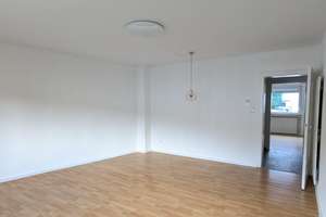 Ansprechende und modernisierte 3-Zimmer-Wohnung mit Balkon und EBK in Wuppertal – Leibuschstraße 5, 42389 Langerfeld-Beyenburg, Wuppertal – Vorschaubild 7