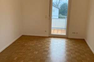 Viel Platz für Wohnträume -  Charmante 3,5 Zimmer Wohnung mit neuer Einbauküche  – Die vollständige Adresse der Immobilie erhältst du vom Anbieter., 70435 Zuffenhausen-Mönchsberg, Stuttgart – Vorschaubild 14