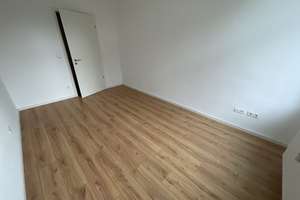 geräumige 4 Zimmer-Wohnung mit Wohnküche, Balkon, Wannenbad und EBK – Vorwerker Str. 117, 23554 Sankt Lorenz Nord, Lübeck – Vorschaubild 25