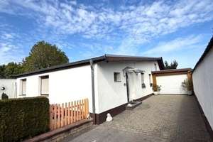 LADO bietet: Einfamilienhaus (teil- oder voll möbliert) mit Garten, Pool + Wintergarten in Bergrath!