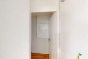 Jetzt einziehen: Kompakte 1-Zimmer-Wohnung mit Einbauküche in München – 81475 Fürstenried-West, München – Vorschaubild 7