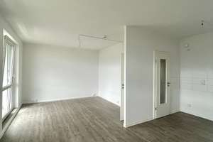 Hier lässt es sich Wohnen - 4-Zimmer-Wohnung mit Balkon! – Richard-Zimmermann-Str. 7, 7747 Neulobeda, Jena – Vorschaubild 3
