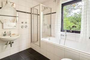 Bezugsfreie, perfekt geschnittene 3-Zi.-Whg. mit Loggia und Pkw-Stellplatz in Königswinter-Ittenbach – Die vollständige Adresse der Immobilie erhältst du vom Anbieter., 53639 Königswinter – Vorschaubild 13
