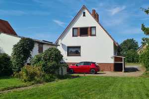 Sehr schönes 4,5-Zimmer-Einfamilienhaus Baujahr 1961 mit Vollkeller in Stelle-Fliegenberg – Harburg (Kreis) – Vorschaubild 1