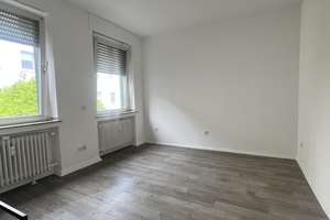Top renovierte 1-Zimmer-Wohnung mit Küche in Krefeld-Zentrum