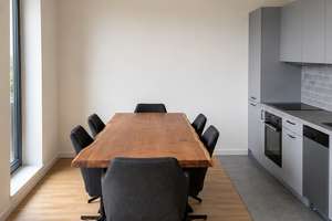 Moderne 2-Zimmer-Wohnung mit Dachterrasse | Hamburg Bahrenfeld – Bahrenfelder Kirchenweg 4a, 22763 Ottensen, Hamburg – Vorschaubild 3
