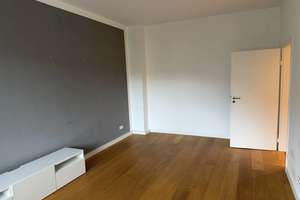 Helle Altbauwohnug in bester Lage  – Quirinstrasse 12, 40545 Oberkassel, Düsseldorf – Vorschaubild 9