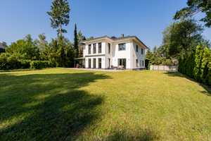 Moderne Eleganz in privater Idylle: Exklusive Familienresidenz in Berlin Kladow – Berlin – Vorschaubild 18