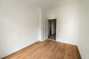 Erstbezug nach Komplettsanierung – Familienfreundliche 4-Zi-Wohnung mit Loggia mitten in Esslingen – Schillerstraße 11, 73728 Innenstadt, Esslingen am Neckar – Vorschaubild 5