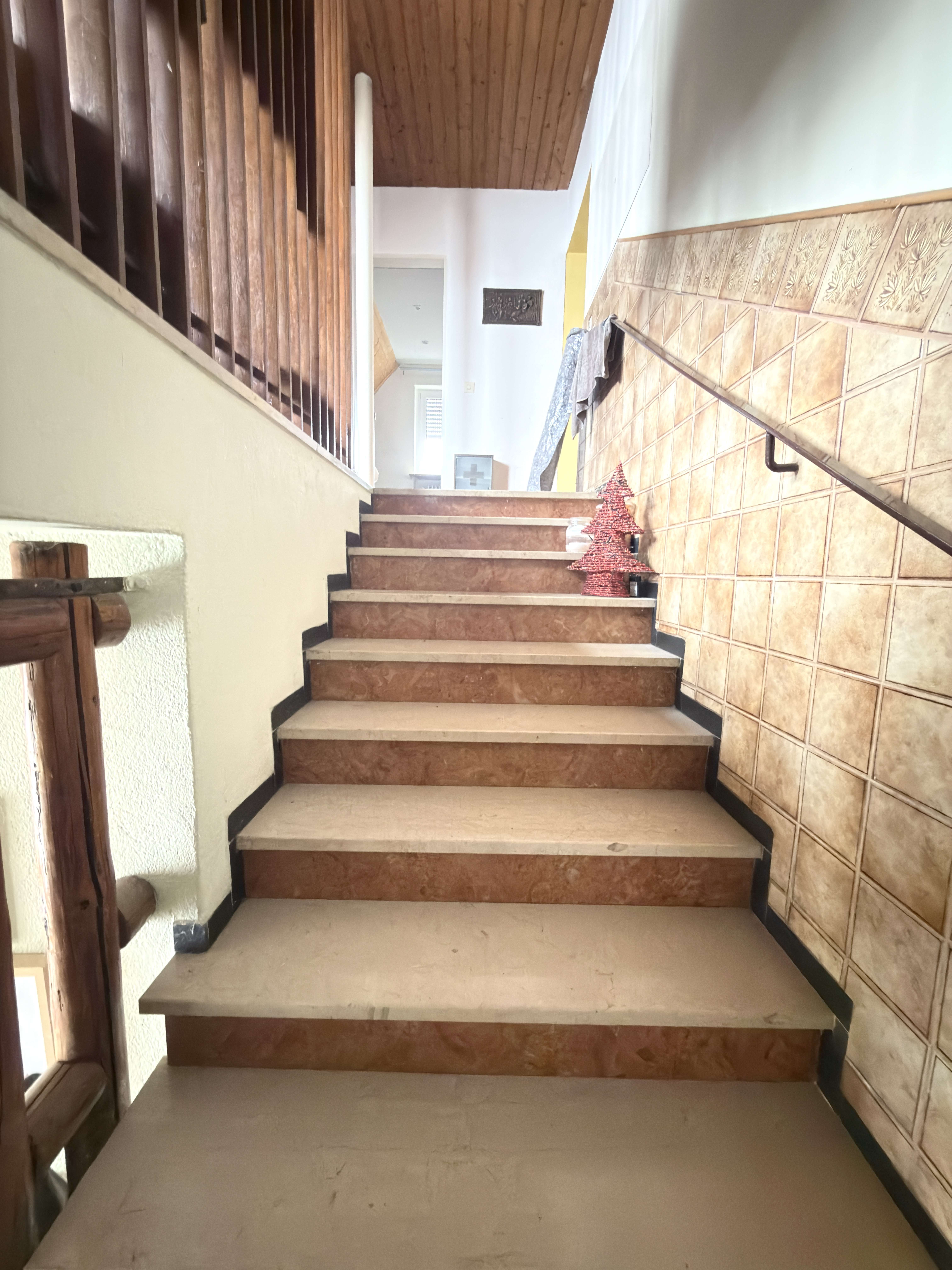 Immobilie in Dormitz - Freistehendes Einfamilienhaus mit Einliegerwohnung in begehrter Lage - Bild 3