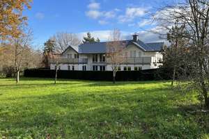 Eine Villa, die keine Wünsche offen läßt! 380 m³ Wfl. 1.528 m² Parkgrundstück – Die vollständige Adresse der Immobilie erhältst du vom Anbieter., 61350 Bad Homburg vor der Höhe – Vorschaubild 1