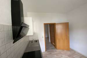 Komfortable, helle 2-Raum-Wohnung mit Balkon und EBK in Berga (3.6) – 7980 Berga/Elster – Vorschaubild 9