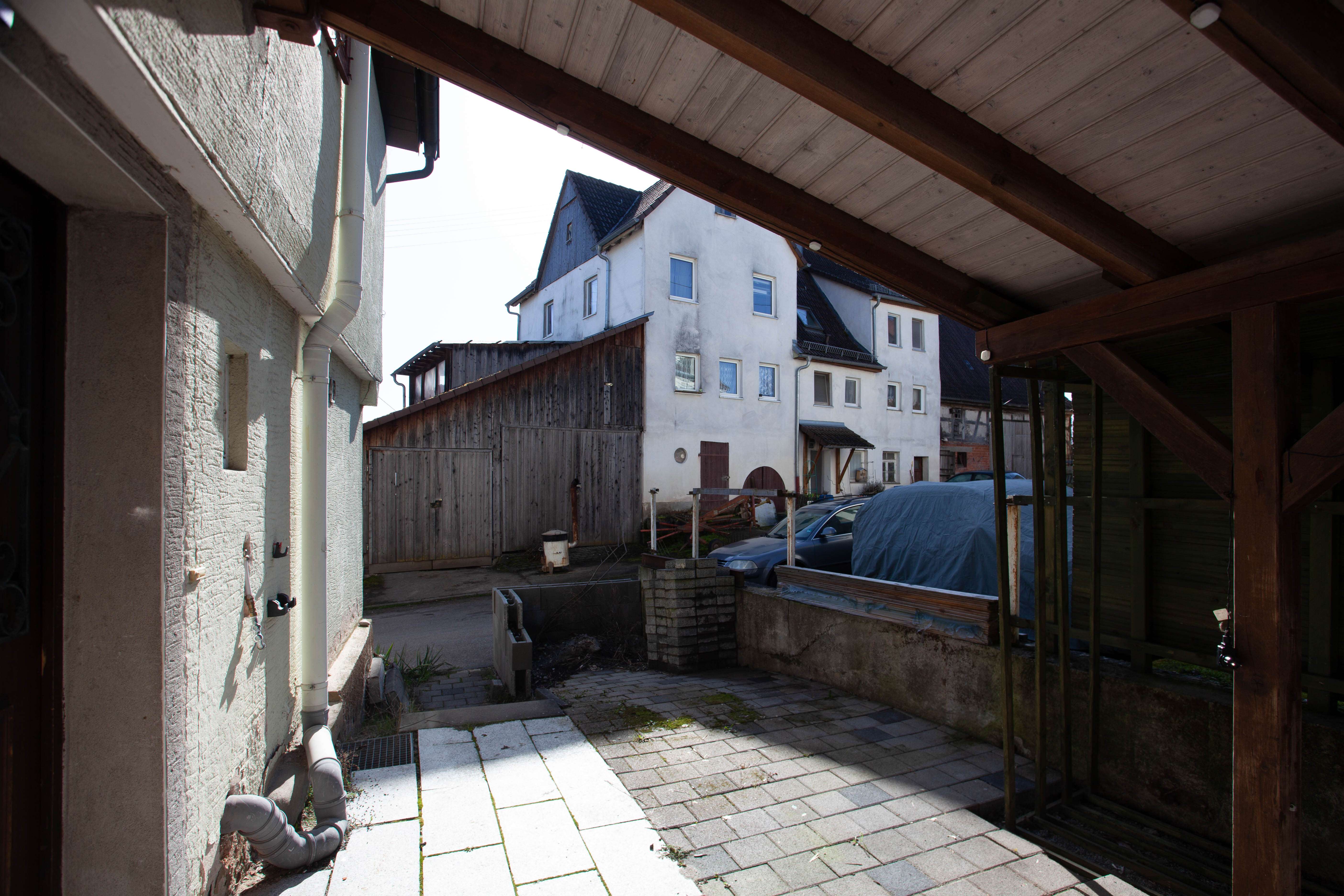 Historischer Charme mit Blick ins Grüne – Doppelhaushälfte mit Herz & Potenzial in idyllischer Lage, Rems Murr Kreis – Bild 3