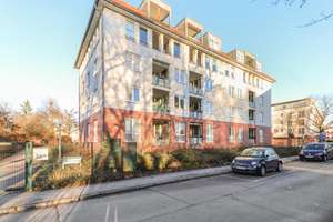 Attraktive 4-Zimmer-Eigentumswohnung mit Balkon & Aufzug – langfristig vermietet – Die vollständige Adresse der Immobilie erhältst du vom Anbieter., 12107 Mariendorf, Berlin – Vorschaubild 9