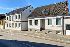 Zwei Häuser mit 12 Wohnungen + Bauland + Ausbaureserve in Eckernförde – Die vollständige Adresse der Immobilie erhältst du vom Anbieter., 24340 Eckernförde – Vorschaubild 2