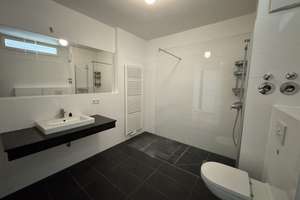 Zwischen Licht und Natur: Stilvolle 2-Zimmer-Wohnung mit Terrassenidylle – Südostallee 118, 12487 Johannisthal, Berlin – Vorschaubild 5