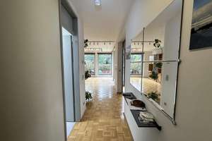Lichtdurchflutete Dachgeschosswohnung mit Dachterrasse & Garagenstellplatz – Die vollständige Adresse der Immobilie erhältst du vom Anbieter., 12207 Lichterfelde, Berlin – Vorschaubild 2