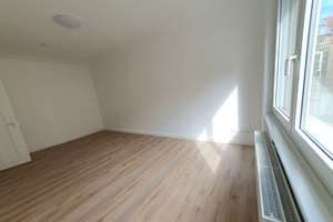 S-West - Neu renoviert! Große 3-Zimmer-WHG mit EBK u. kleinem Balkon 2.OG – Reinsburgstr. 150, 70197 Rotebühl, Stuttgart – Vorschaubild 21