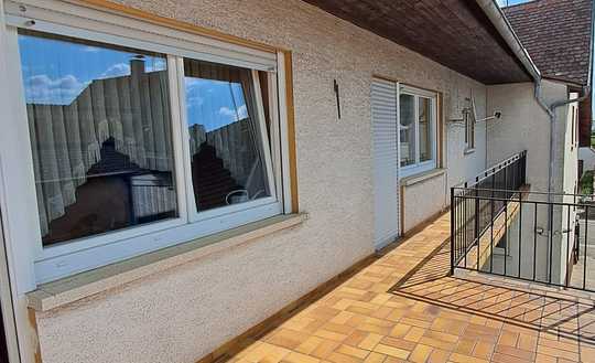 Familienfreundliches Wohnhaus mit großem Balkon