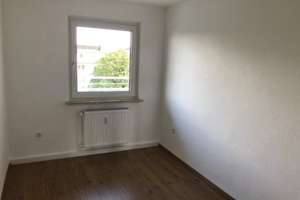 Zuhause mit 3 Zimmern und zwei Balkonen in Duisburg – Lambarenestr. 55, 47249 Buchholz, Duisburg – Vorschaubild 15