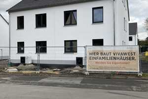 Fertigstellung 2025, im Bau befindliche Doppel- und Reihenhäuser in Lünen – Unna (Kreis) – Vorschaubild 1