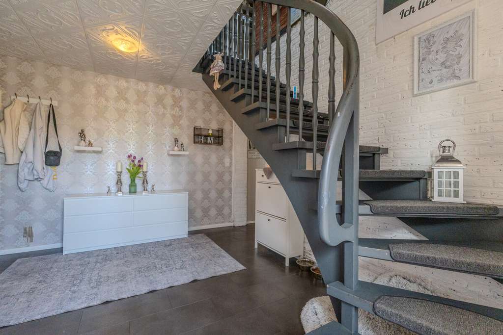 Immobilie in Großefehn - Großzügiges Einfamilienhaus in idyllischer Kanallage von Mittegroßefehn - Bild 4