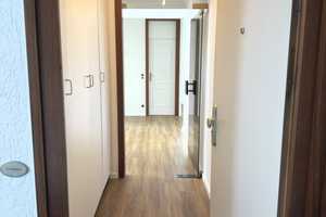 Exklusive, vollständig renovierte 2-Zimmer-Wohnung mit Balkon in Köln Rodenkirchen – Mainstraße 30, 50996 Köln – Vorschaubild 2