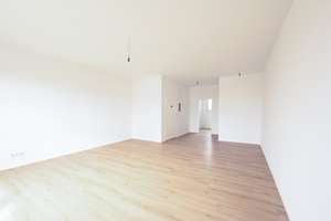 Erstbezug nach umfassender Sanierung (2 x TG-Stellplätze) – Die vollständige Adresse der Immobilie erhältst du vom Anbieter., 14052 Westend, Berlin – Vorschaubild 4