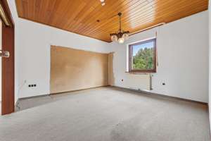 Charmantes Einfamilienhaus auf 931m² Grund mit viel Potenzial, Garage und Garten in Antweiler – Die vollständige Adresse der Immobilie erhältst du vom Anbieter., 53533 Antweiler – Vorschaubild 10