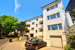 Schöne 4 Zimmerwohnung mit Stellplatz und Balkon – Alleestraße 134, 42853 Remscheid – Vorschaubild 1
