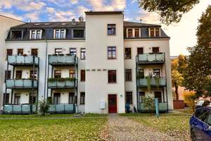 Sonnig und grün! * Hochwertig sanierte Altbauwohnung mit Balkon & großem Grundstück in Dresden * – Die vollständige Adresse der Immobilie erhältst du vom Anbieter., 1129 Pieschen-Nord/Trachenberge, Dresden – Vorschaubild 2