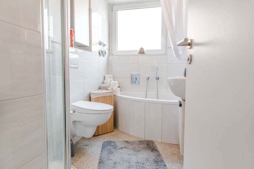 Immobilie in Flörsheim - Flörsheim: Vollvermietetes Dreifamilienhaus in angenehmer Wohnlage! - Bild 3