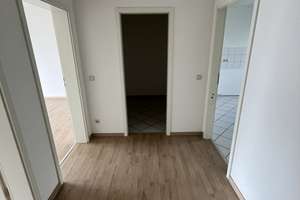 Moderne 2 Zimmer Wohnung in Bielefeld Jöllenbeck mit Balkon – Bardenhorst 2, 33739 Jöllenbeck, Bielefeld – Vorschaubild 3