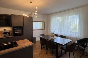 Modernisierte 4-Zimmer-Wohnung in Aachen-Burtscheid – Die vollständige Adresse der Immobilie erhältst du vom Anbieter., 52066 Burtscheid Steinebrück, Aachen – Vorschaubild 1