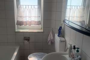Wohnen mit Charakter: 2-Zimmer-Wohnung im Westenviertel – Annahofstraße 20, 93049 Westenviertel, Regensburg – Vorschaubild 3