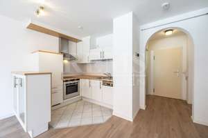 Helle 2-Zimmer-Etagenwohnung mit Balkon, EBK und TG-Stellplatz in günstiger Lage von Untertürkheim – Die vollständige Adresse der Immobilie erhältst du vom Anbieter., 70327 Flohberg, Stuttgart – Vorschaubild 8