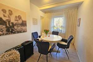 Modernisiertes vollvermietetes Mehrfamilienhaus mit zusätzlichem Bauland – Die vollständige Adresse der Immobilie erhältst du vom Anbieter., 28755 Aumund-Hammersbeck, Bremen – Vorschaubild 2