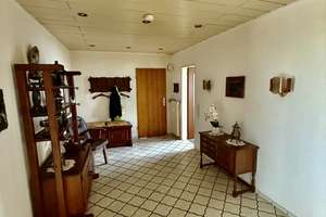 Gepflegtes Mehrfamilienhaus mit 5 Wohneinheiten und Entwicklungspotenzial in Hitdorf mit Rheinnähe! – Kleingansweg 2, 51371 Hitdorf, Leverkusen – Vorschaubild 8