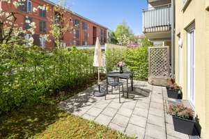 Mitten in der Stadt & ruhig zugleich: Gartenwohnung in Bestlage am Schwabinger Tor – Die vollständige Adresse der Immobilie erhältst du vom Anbieter., 80804 Münchner Freiheit, München – Vorschaubild 2