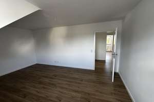 Frisch sanierte DG-Wohnung an der Weser – Fröbelstraße 16, 28775 Fähr-Lobbendorf, Bremen – Vorschaubild 8