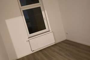Freundliche, vollständig renovierte 1,5-Zimmer-Wohnung mit EBK in Braunschweig – Hugo-Luther-Straße 55, 38118 Westliches Ringgebiet, Braunschweig – Vorschaubild 3